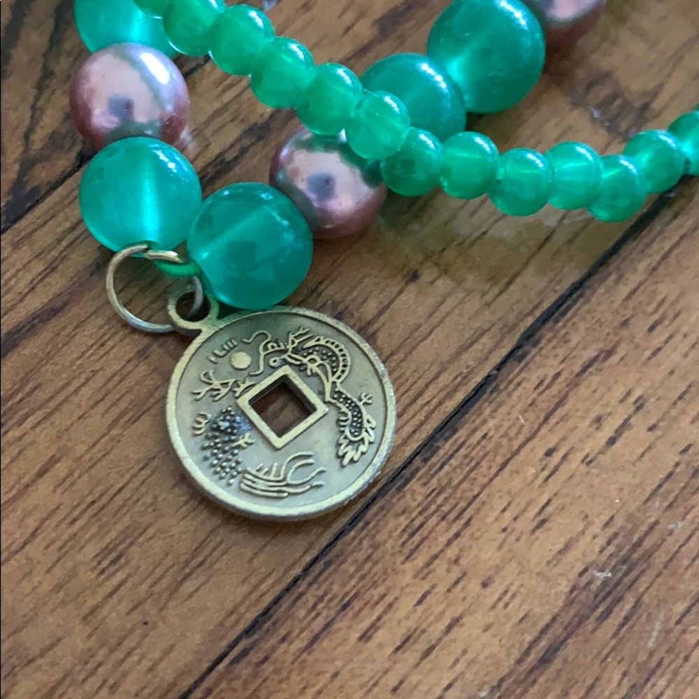 3/$10 NWT feng shui energy green bracelet - Picture 3 of 3